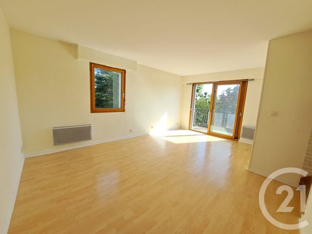 Appartement Duplex &agrave; vendre - 3 pi&egrave;ces - 54,01 m2 - St Sebastien Sur Loire - 44 - PAYS-DE-LOIRE