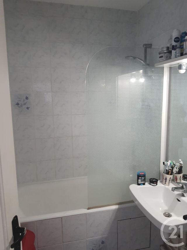 Appartement F2 &agrave; louer - 2 pi&egrave;ces - 44,87 m2 - Alencon - 61 - BASSE-NORMANDIE