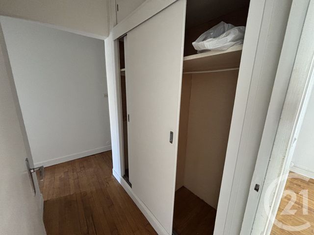 Appartement F4 &agrave; louer - 4 pi&egrave;ces - 79,93 m2 - Alencon - 61 - BASSE-NORMANDIE