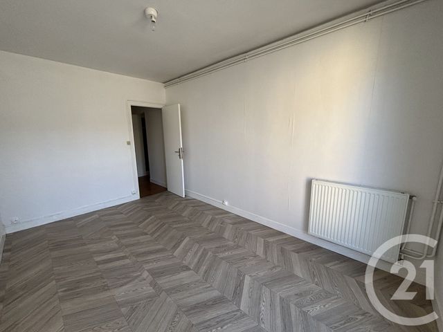 Appartement F4 &agrave; louer - 4 pi&egrave;ces - 79,93 m2 - Alencon - 61 - BASSE-NORMANDIE