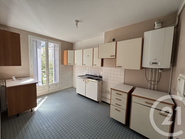 Appartement F4 &agrave; louer - 4 pi&egrave;ces - 79,93 m2 - Alencon - 61 - BASSE-NORMANDIE