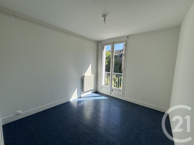 Appartement F4 &agrave; louer - 4 pi&egrave;ces - 79,93 m2 - Alencon - 61 - BASSE-NORMANDIE