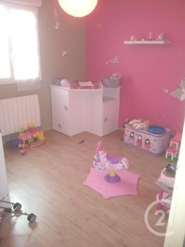 Maison &agrave; louer - 4 pi&egrave;ces - 82 m2 - Conde Sur Sarthe - 61 - BASSE-NORMANDIE