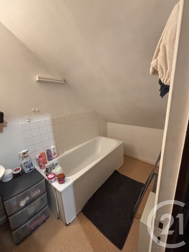 Appartement Duplex &agrave; louer - 2 pi&egrave;ces - 28,03 m2 - Alencon - 61 - BASSE-NORMANDIE