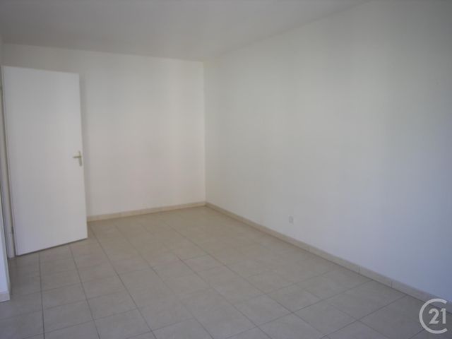 Appartement F2 &agrave; louer - 2 pi&egrave;ces - 43 m2 - Alencon - 61 - BASSE-NORMANDIE