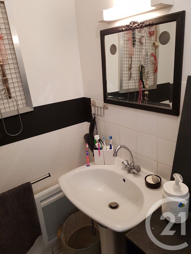 Maison à louer - 4 pièces - 80,06 m2 - Champfleur - 72 - PAYS-DE-LOIRE