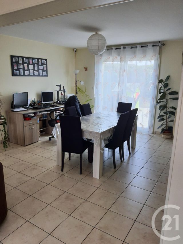 maison - CHAMPFLEUR - 72