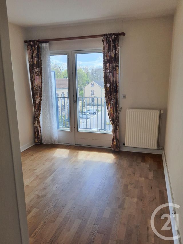 Appartement F5 &agrave; louer - 5 pi&egrave;ces - 99,89 m2 - Alencon - 61 - BASSE-NORMANDIE