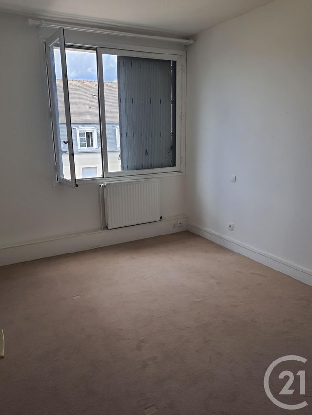 Appartement F5 &agrave; louer - 5 pi&egrave;ces - 99,89 m2 - Alencon - 61 - BASSE-NORMANDIE