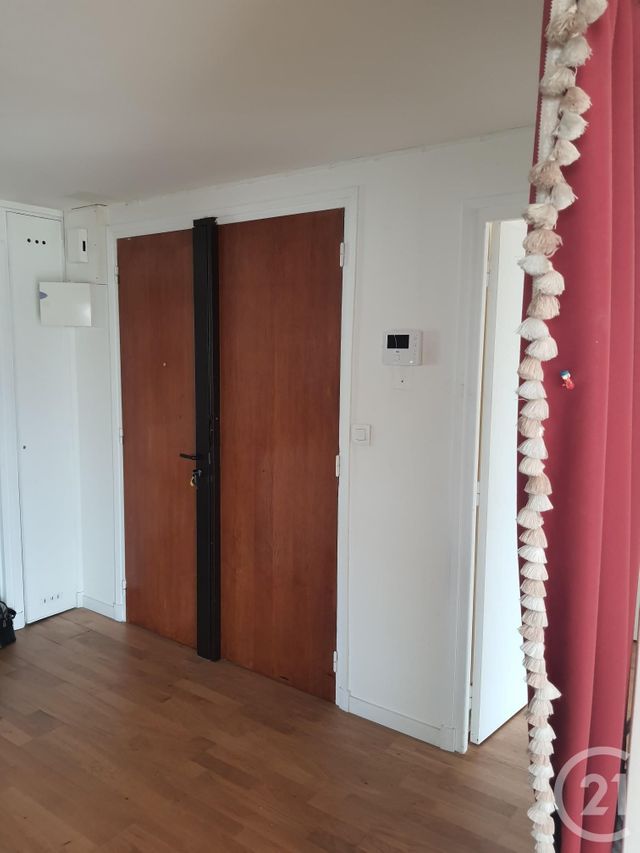 Appartement F5 &agrave; louer - 5 pi&egrave;ces - 99,89 m2 - Alencon - 61 - BASSE-NORMANDIE
