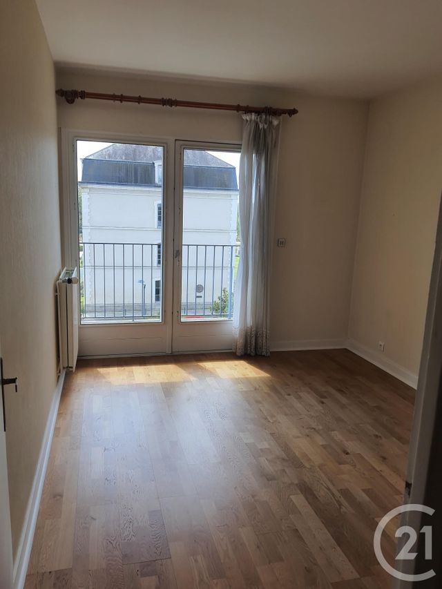 Appartement F5 &agrave; louer - 5 pi&egrave;ces - 99,89 m2 - Alencon - 61 - BASSE-NORMANDIE