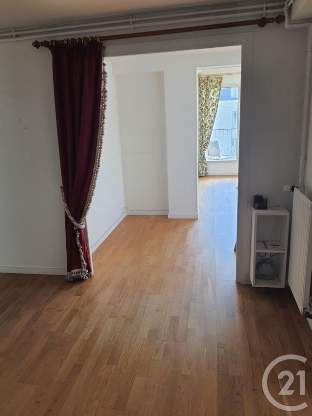 Appartement F5 &agrave; louer - 5 pi&egrave;ces - 99,89 m2 - Alencon - 61 - BASSE-NORMANDIE
