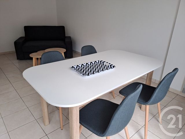 Appartement &agrave; louer - 2 pi&egrave;ces - 43 m2 - Alencon - 61 - BASSE-NORMANDIE