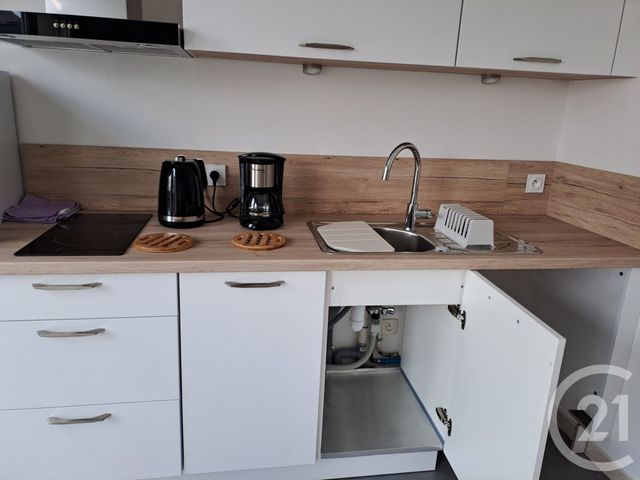 Appartement &agrave; louer - 2 pi&egrave;ces - 43 m2 - Alencon - 61 - BASSE-NORMANDIE