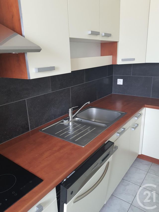 Appartement F2 &agrave; louer - 2 pi&egrave;ces - 45,76 m2 - Alencon - 61 - BASSE-NORMANDIE