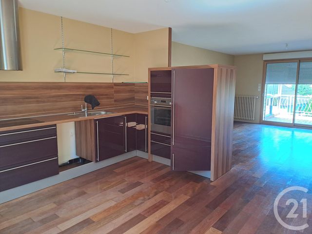 Appartement F4 à louer - 4 pièces - 81,99 m2 - Alencon - 61 - BASSE-NORMANDIE