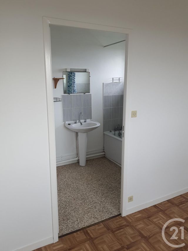 Appartement F2 à vendre - 2 pièces - 45,45 m2 - Alencon - 61 - BASSE-NORMANDIE