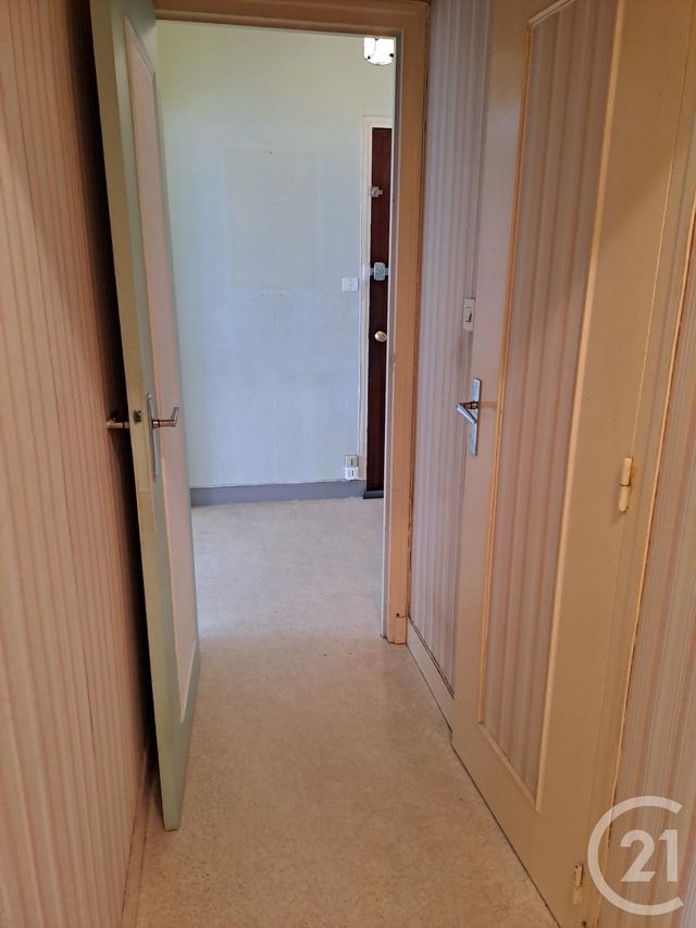 Appartement F3 &agrave; vendre - 3 pi&egrave;ces - 69,58 m2 - Alencon - 61 - BASSE-NORMANDIE