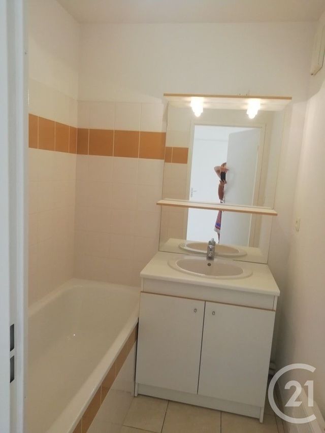 Appartement F2 &agrave; louer - 2 pi&egrave;ces - 35,29 m2 - Alencon - 61 - BASSE-NORMANDIE