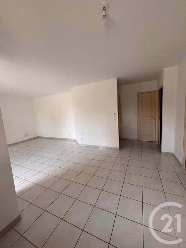 Maison &agrave; louer - 3 pi&egrave;ces - 68 m2 - Alencon - 61 - BASSE-NORMANDIE