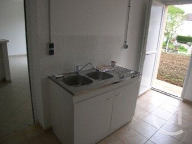 Maison à louer - 4 pièces - 78 m2 - Alencon - 61 - BASSE-NORMANDIE