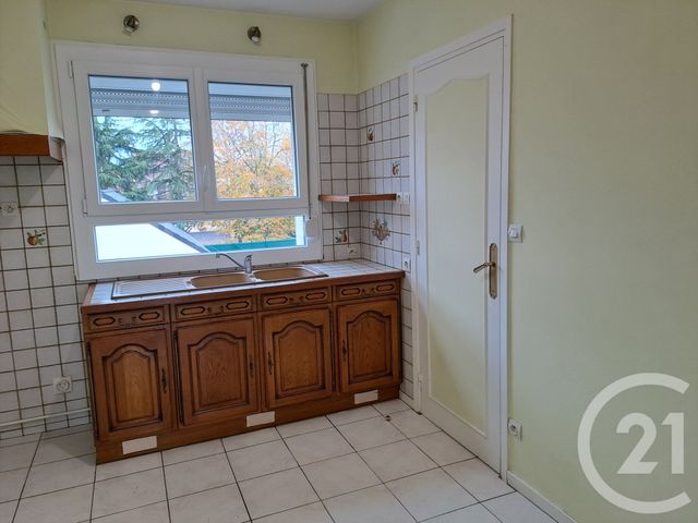 Appartement F4 à louer - 4 pièces - 73,88 m2 - Alencon - 61 - BASSE-NORMANDIE