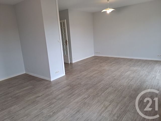 Appartement F4 à louer - 4 pièces - 73,88 m2 - Alencon - 61 - BASSE-NORMANDIE