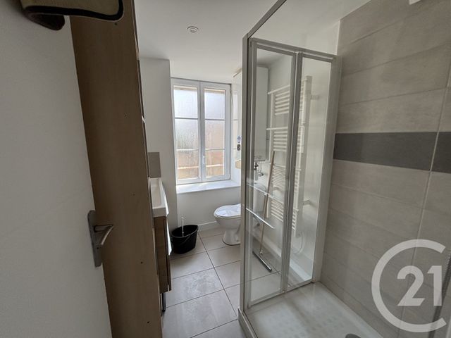 Appartement F3 &agrave; louer - 3 pi&egrave;ces - 64,70 m2 - Alencon - 61 - BASSE-NORMANDIE