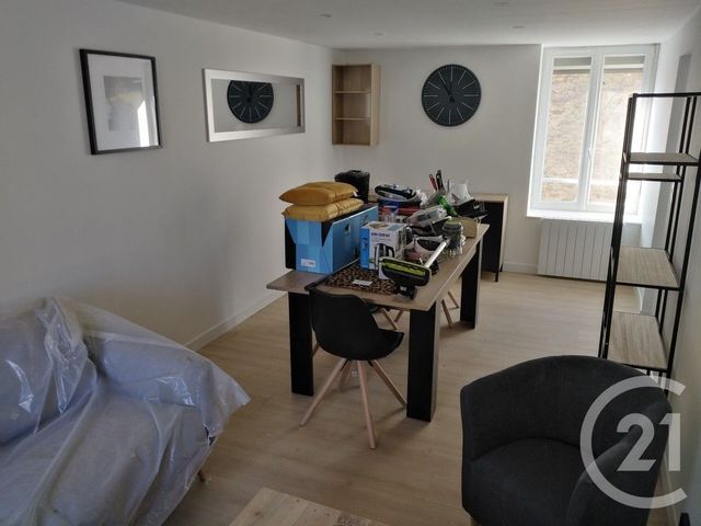 Appartement F3 &agrave; louer - 3 pi&egrave;ces - 64,70 m2 - Alencon - 61 - BASSE-NORMANDIE