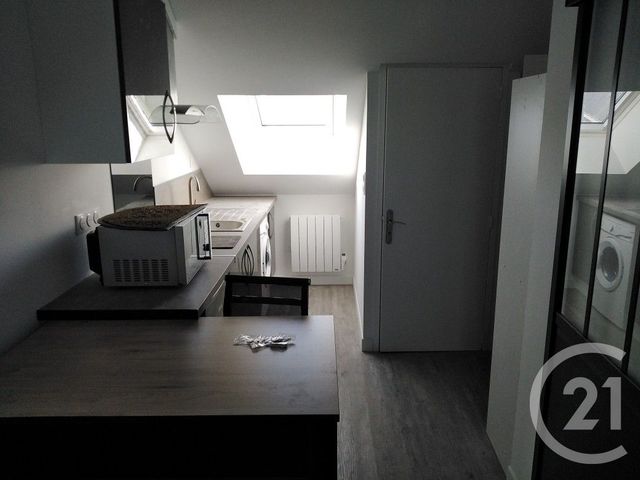 Appartement F3 &agrave; louer - 3 pi&egrave;ces - 64,70 m2 - Alencon - 61 - BASSE-NORMANDIE