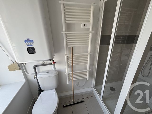 Appartement F3 &agrave; louer - 3 pi&egrave;ces - 64,70 m2 - Alencon - 61 - BASSE-NORMANDIE