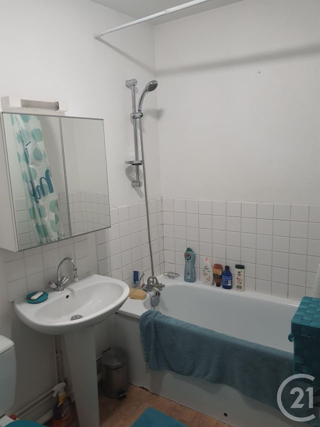 Appartement F2 &agrave; louer - 2 pi&egrave;ces - 38,75 m2 - Alencon - 61 - BASSE-NORMANDIE