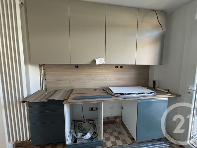 Maison &agrave; louer - 4 pi&egrave;ces - 79,63 m2 - Alencon - 61 - BASSE-NORMANDIE