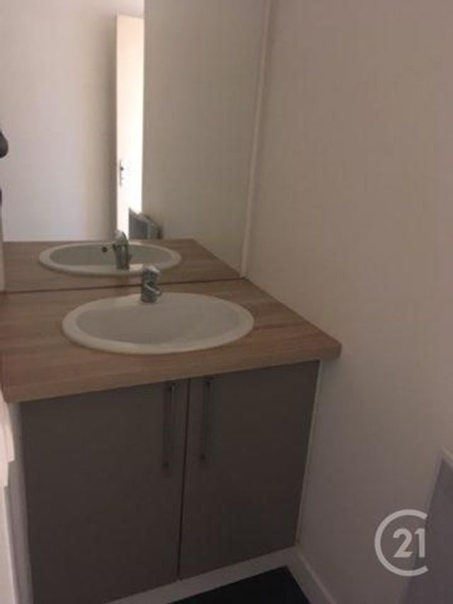 Appartement Studio &agrave; louer - 1 pi&egrave;ce - 32,50 m2 - Alencon - 61 - BASSE-NORMANDIE
