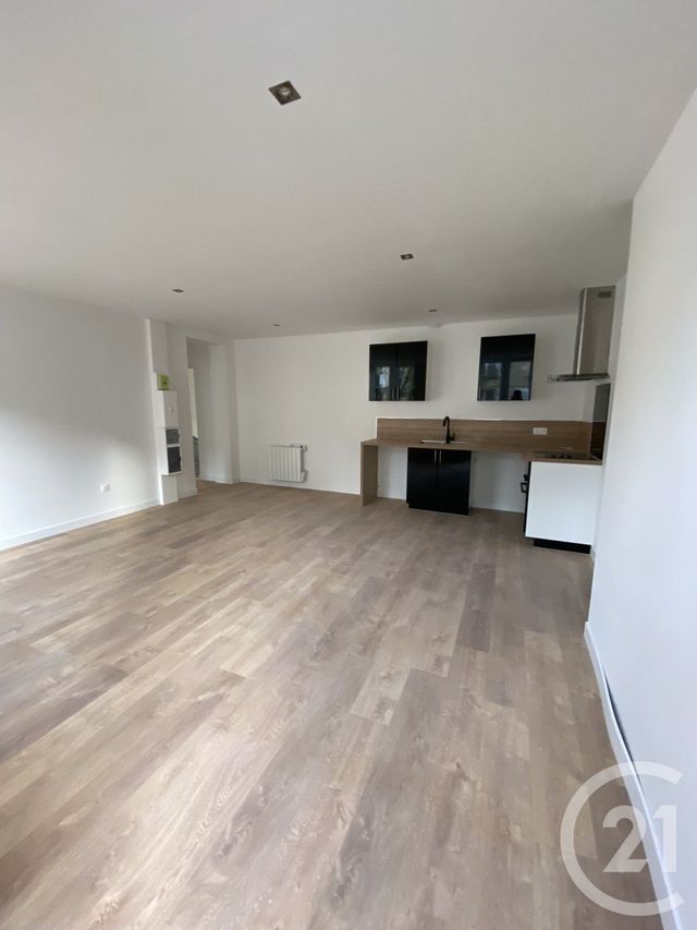 Appartement F3 &agrave; louer - 3 pi&egrave;ces - 65,60 m2 - Alencon - 61 - BASSE-NORMANDIE