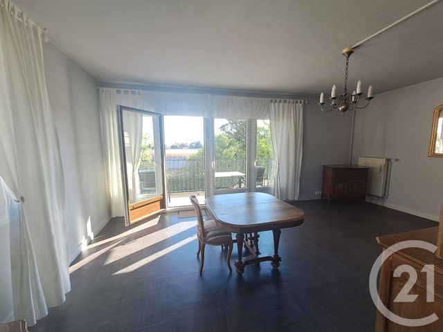 Appartement F3 &agrave; louer - 3 pi&egrave;ces - 72,84 m2 - Alencon - 61 - BASSE-NORMANDIE