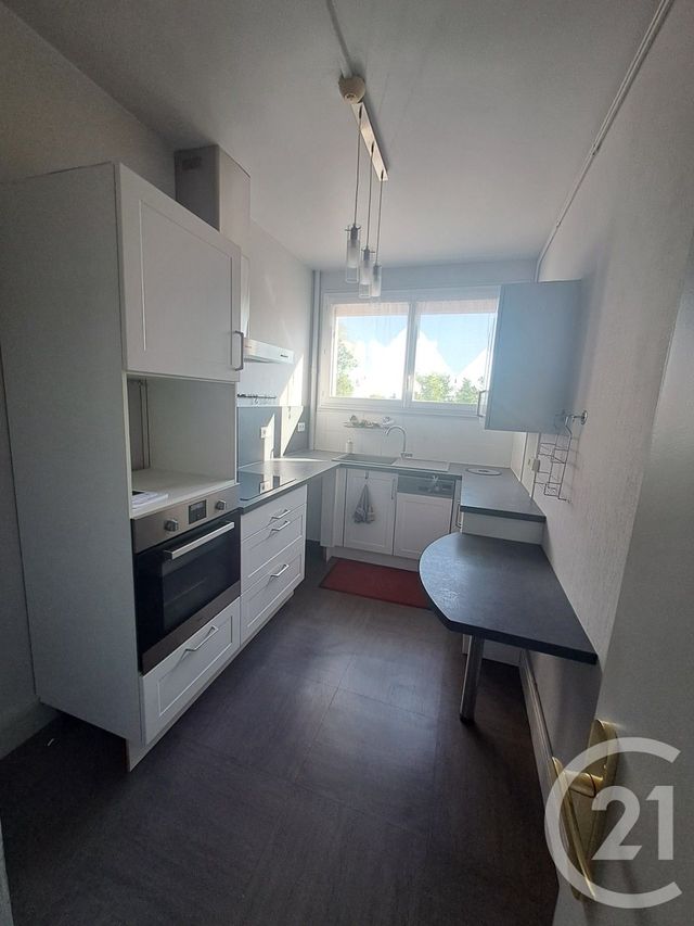 Appartement F3 &agrave; louer - 3 pi&egrave;ces - 72,84 m2 - Alencon - 61 - BASSE-NORMANDIE