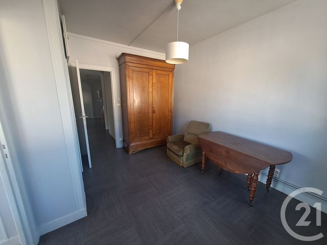 Appartement F3 &agrave; louer - 3 pi&egrave;ces - 72,84 m2 - Alencon - 61 - BASSE-NORMANDIE