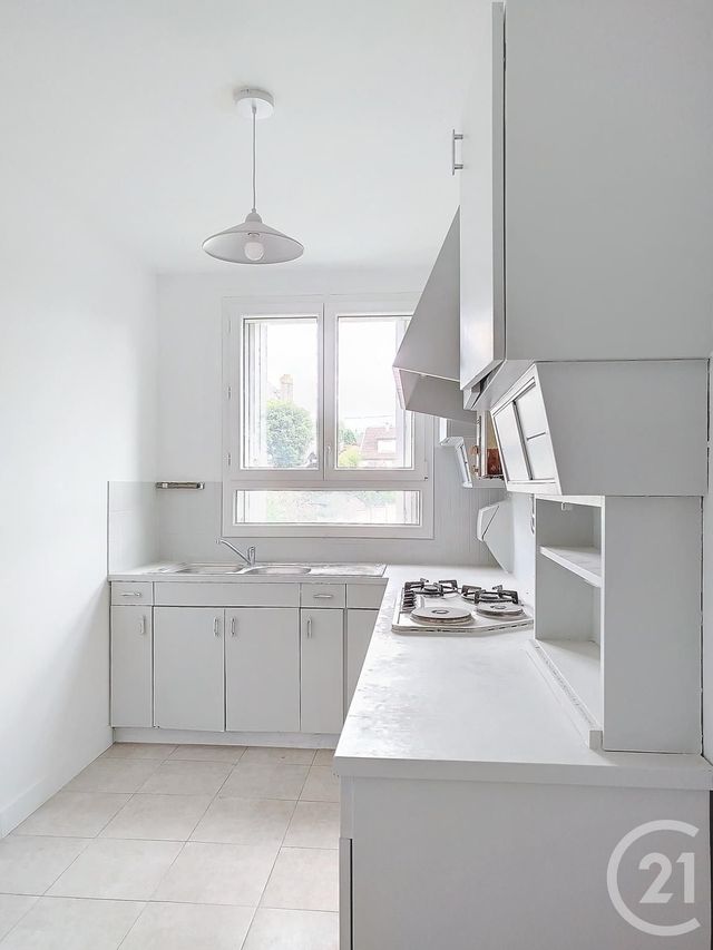 Appartement F4 à vendre - 4 pièces - 70,80 m2 - St Michel Sur Orge - 91 - ILE-DE-FRANCE