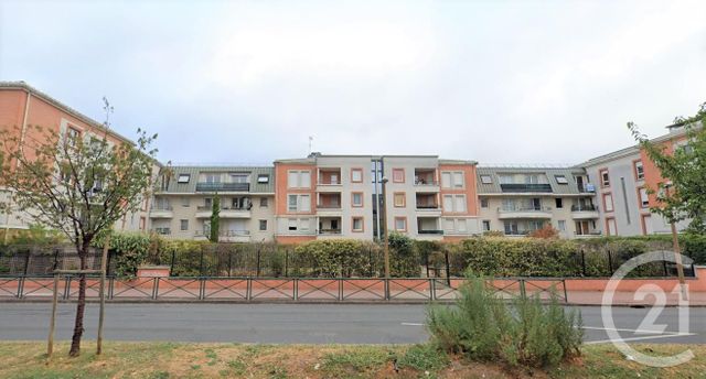 Appartement Studio à louer - 1 pièce - 41 m2 - Courcouronnes - 91 - ILE-DE-FRANCE