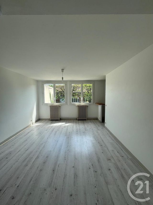 Appartement F3 à louer - 3 pièces - 60 m2 - Bretigny Sur Orge - 91 - ILE-DE-FRANCE