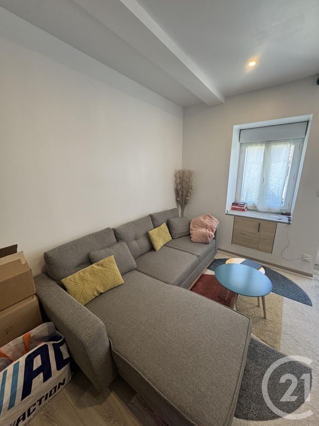 Appartement Triplex à louer - 3 pièces - 43,30 m2 - Vert Le Petit - 91 - ILE-DE-FRANCE