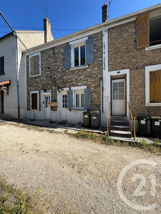 Appartement Triplex à louer - 3 pièces - 43,30 m2 - Vert Le Petit - 91 - ILE-DE-FRANCE
