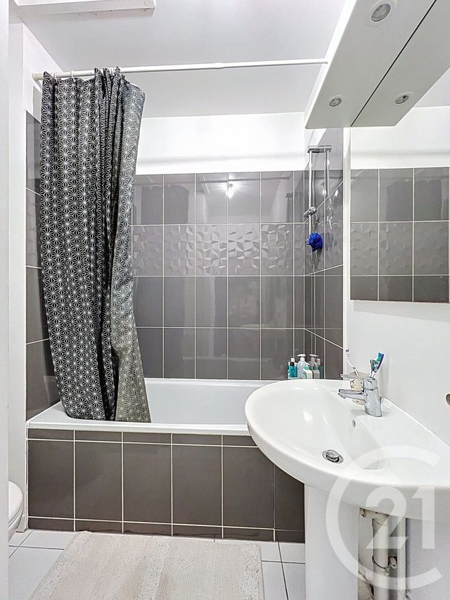 Appartement F4 &agrave; vendre - 4 pi&egrave;ces - 72 m2 - Bretigny Sur Orge - 91 - ILE-DE-FRANCE