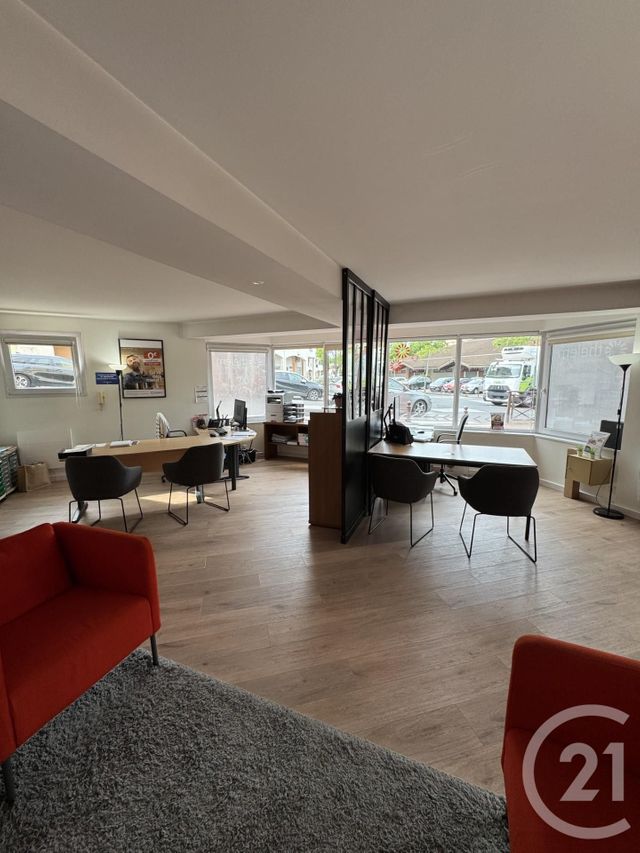 Commerce &agrave; louer - 101 m2 - 91 - ILE-DE-FRANCE