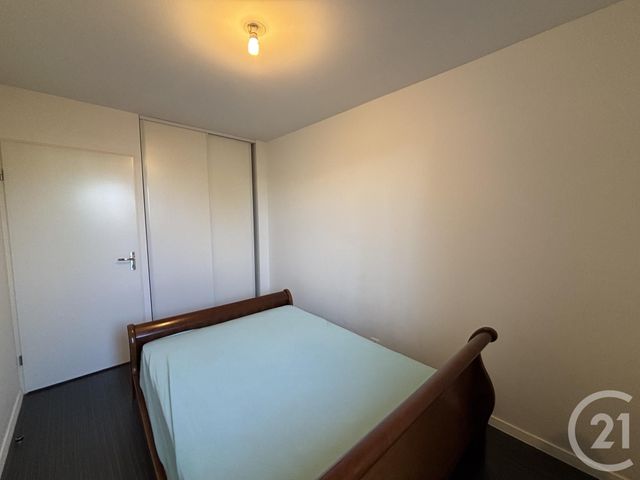 Appartement F4 &agrave; louer - 4 pi&egrave;ces - 74,54 m2 - 91 - ILE-DE-FRANCE