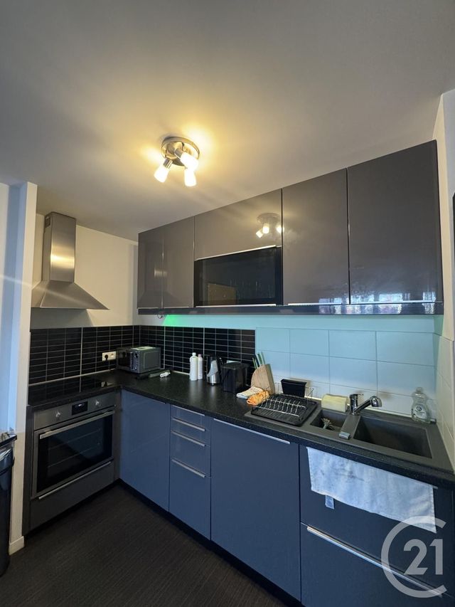 Appartement F4 &agrave; louer - 4 pi&egrave;ces - 74,54 m2 - 91 - ILE-DE-FRANCE