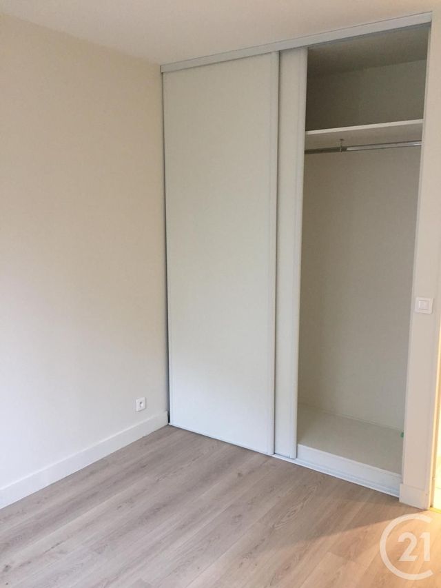 Appartement F3 &agrave; louer - 3 pi&egrave;ces - 67,87 m2 - Montlhery - 91 - ILE-DE-FRANCE