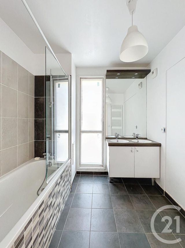 Appartement F4 &agrave; louer - 4 pi&egrave;ces - 80,60 m2 - Bretigny Sur Orge - 91 - ILE-DE-FRANCE