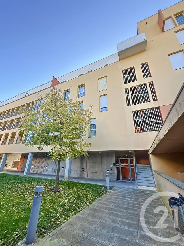 Appartement F4 &agrave; louer - 4 pi&egrave;ces - 80,60 m2 - Bretigny Sur Orge - 91 - ILE-DE-FRANCE